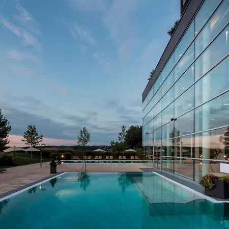 Golf & Relax Mit 4*s-anbindung Apartamento